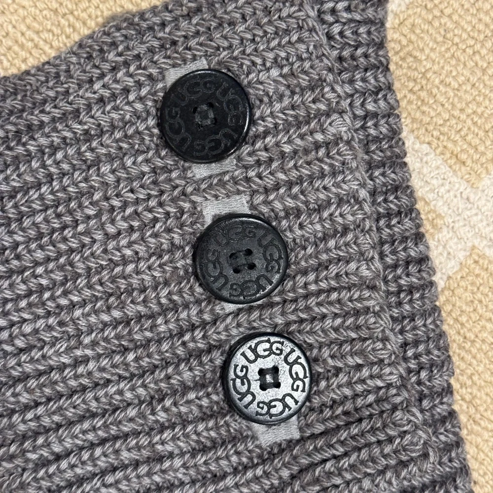 UGG Classic Tall Cardy Knit Sweater Boots Gray Cozy Winter Boho Boot Size 7